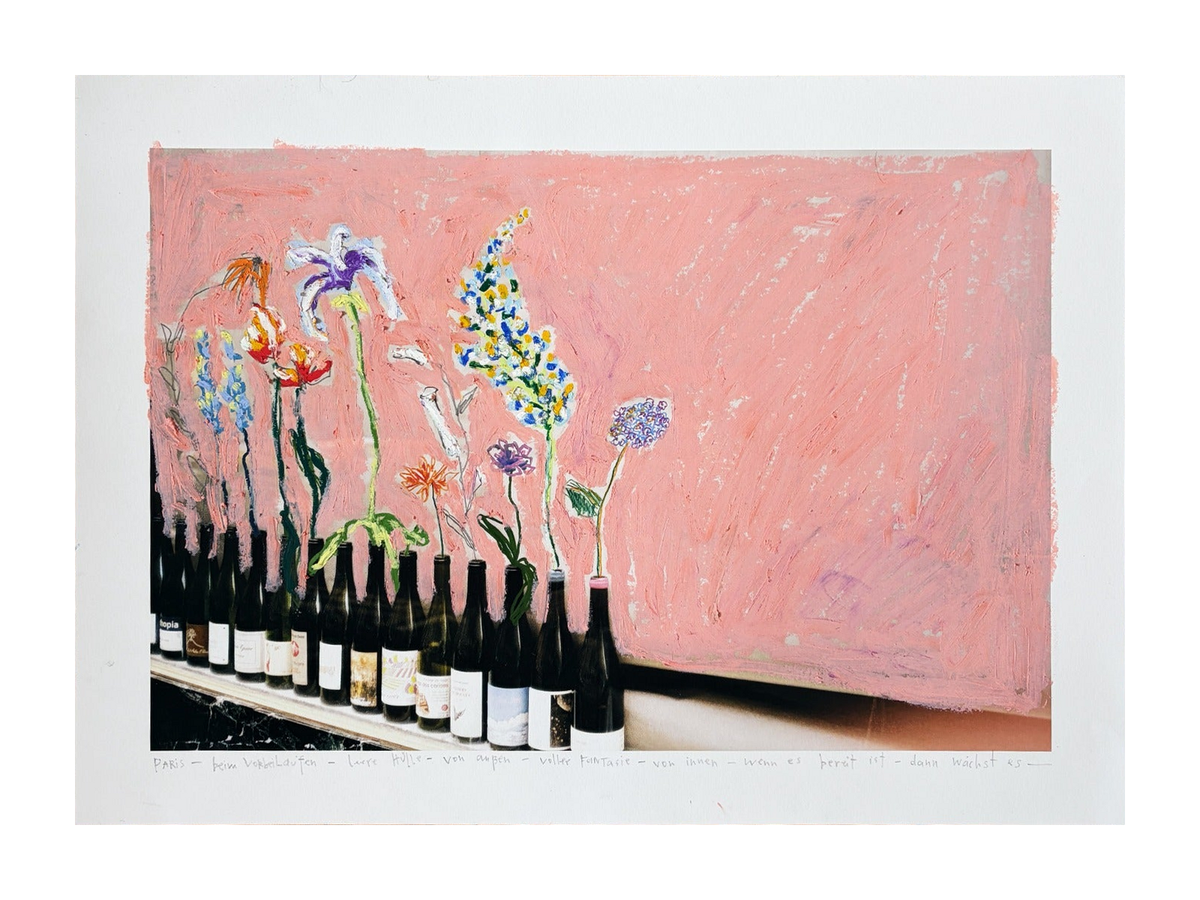 paris bottles – Originalfoto auf Weiß mit unveränderter Handschrift
